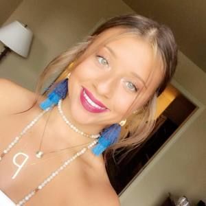 Meet your Posher, Peyton